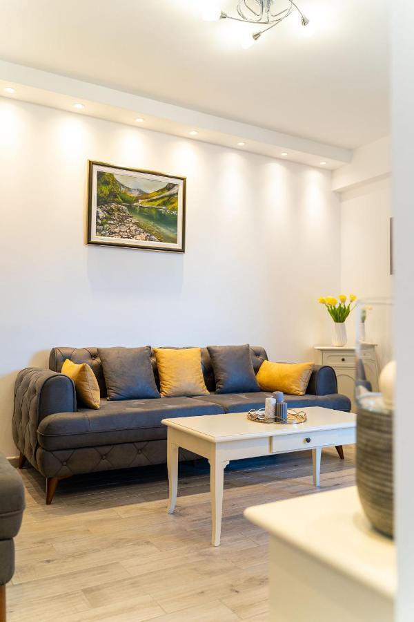 Boka View Luxury Suite - With Free Garage Parking 코토르 외부 사진