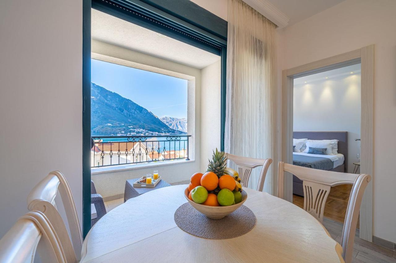 Boka View Luxury Suite - With Free Garage Parking 코토르 외부 사진